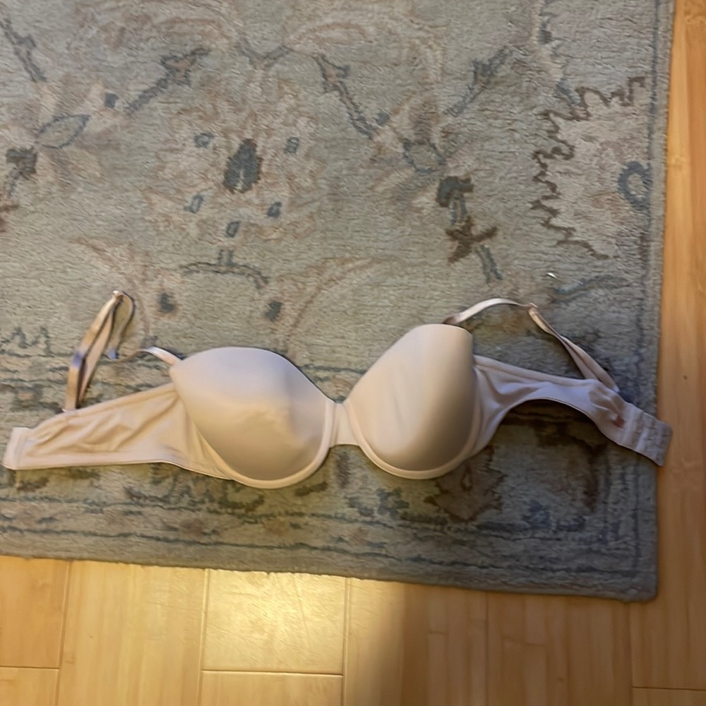 Beige bra with removable straps
